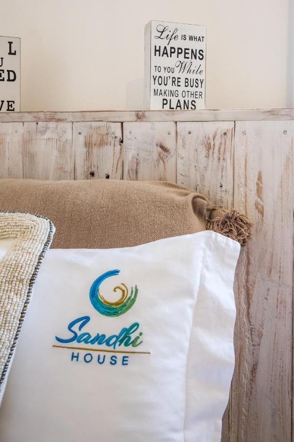 Sandhi House - Yoga & Wellness 에리세이라 외부 사진